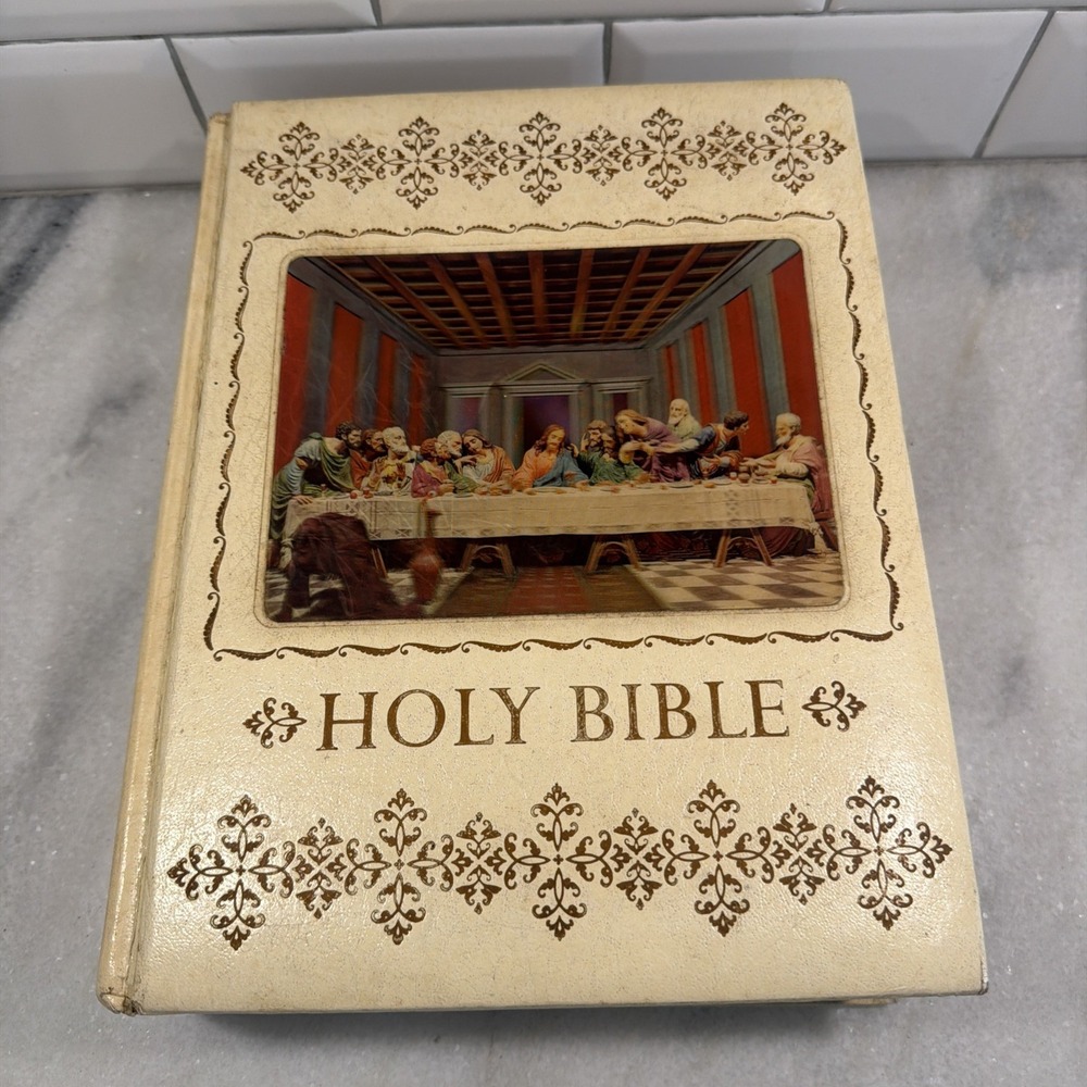 Vtg Large Holy Family Bible King James Version 1976 FULL COLOR ILLUSTRATIONS